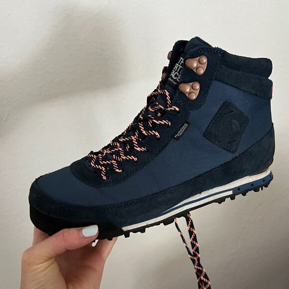North Face Women's Waterproof Back to Berkeley II Boots Navy size 8.5 - Picture 6 of 8